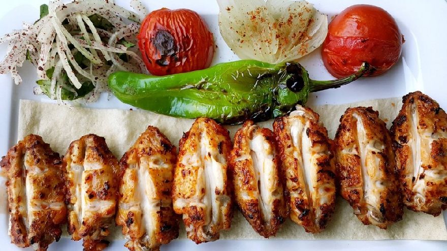 Lecker Grill Spezialitäten bei Restaurant Köz in Bad Hersfeld mit leckeres türkisches Essen.